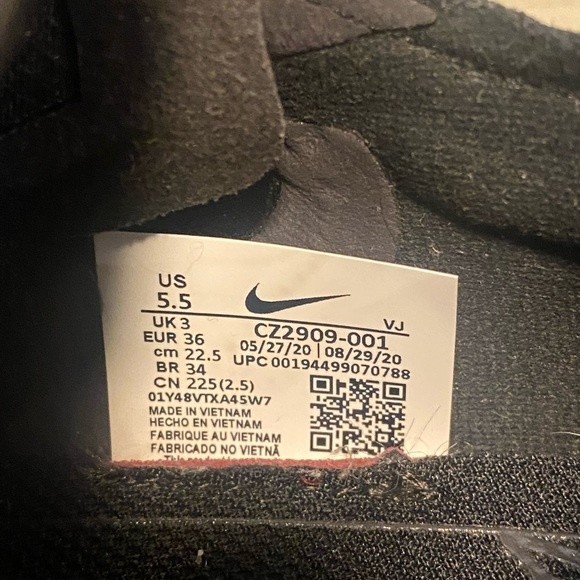 Nike Zoom Double Stacked Sneakers - Triple Black - Picture 9 of 9